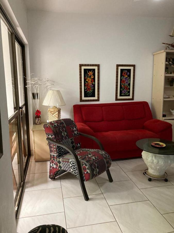 Apartamento Praia Da Enseada Гуаружа Екстериор снимка