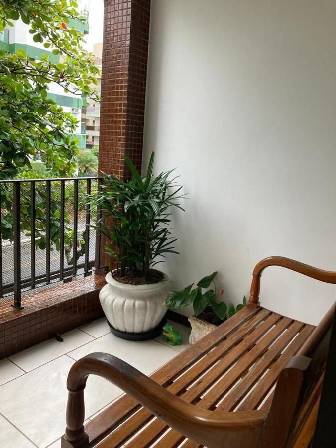 Apartamento Praia Da Enseada Гуаружа Екстериор снимка